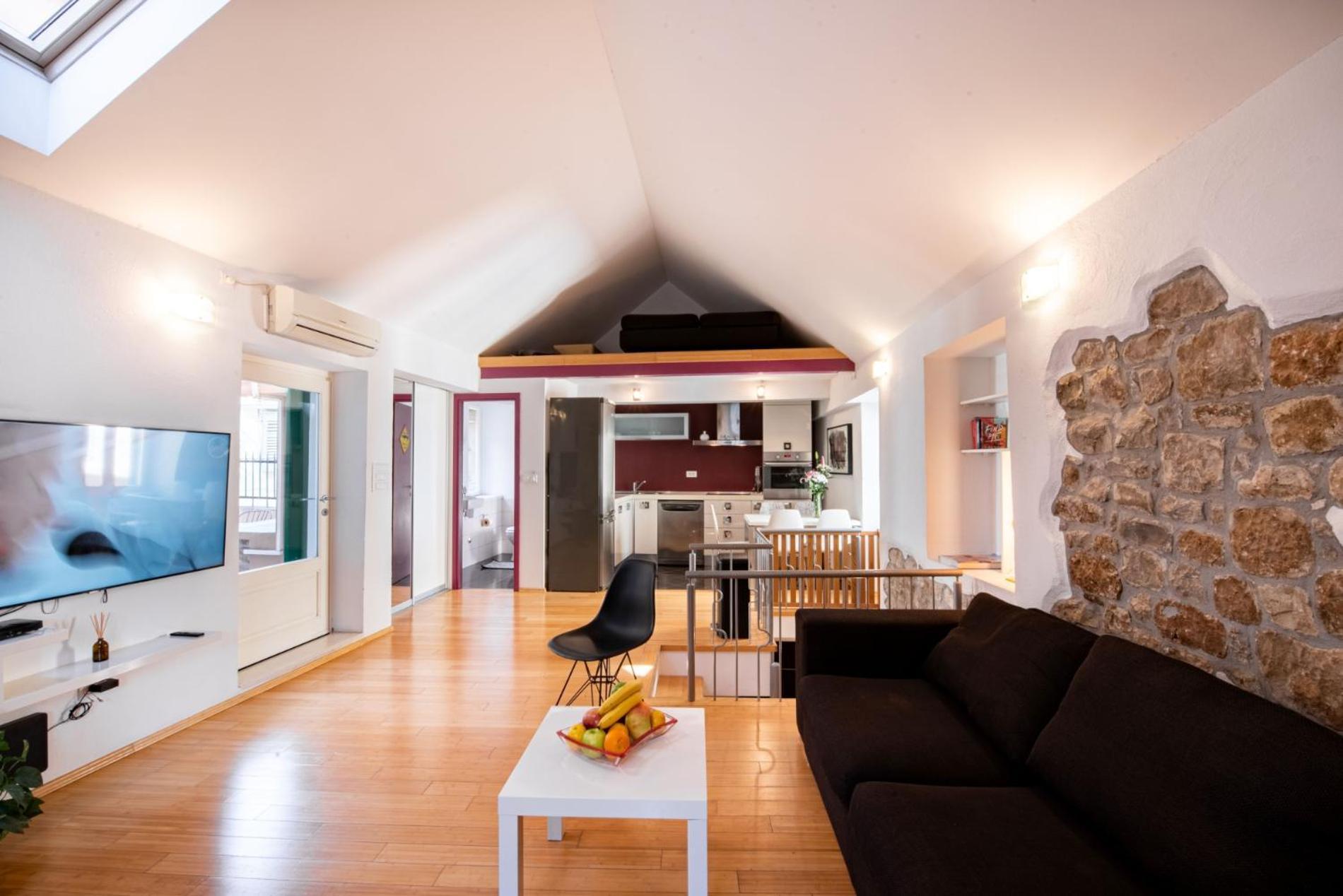 Duplex With Terrace In The City Centar Split Exterior photo